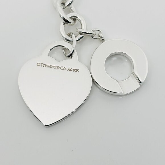 18" Please Return to Tiffany Large Heart Tag Toggle Necklace in Sterling Silver - Picture 5 of 8